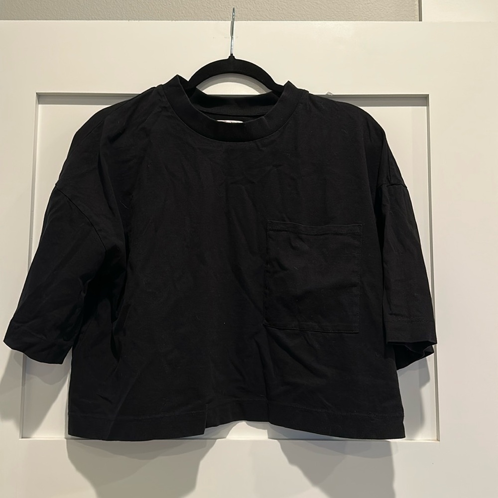 Amuse Society Crop Black Pocket T-shirt